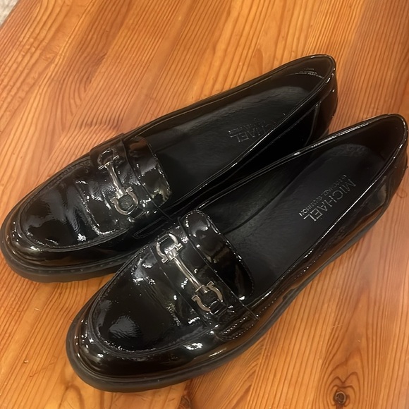 Michael Shannon Emberlynn Patent vegan leather Loafers size 11 - Picture 3 of 14